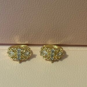 Elegant Gold plated earrings